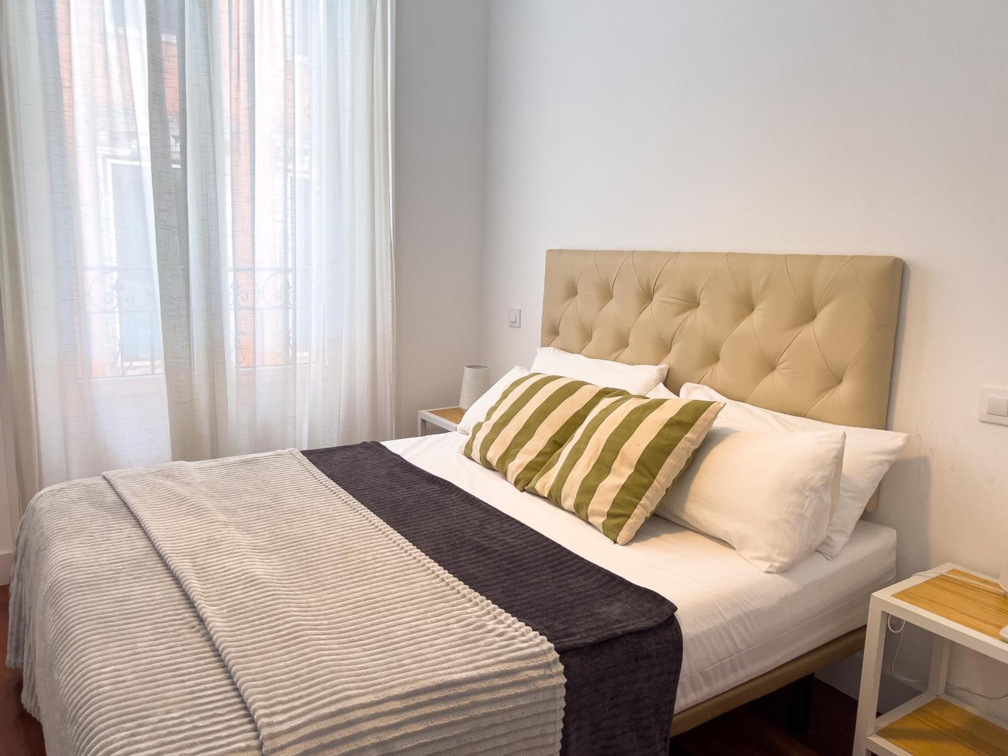 Callao Suites Мадрид Экстерьер фото