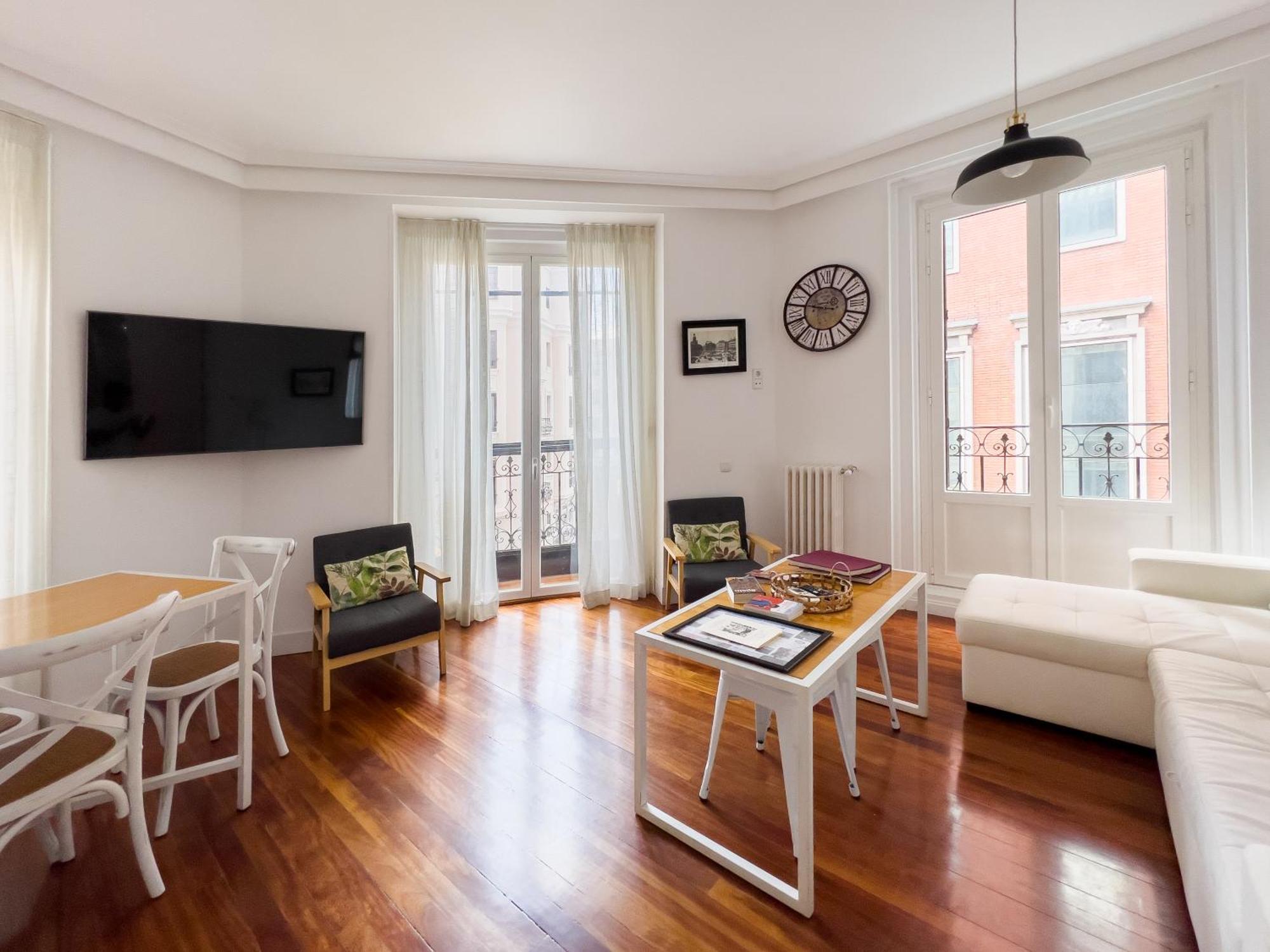 Callao Suites Мадрид Экстерьер фото