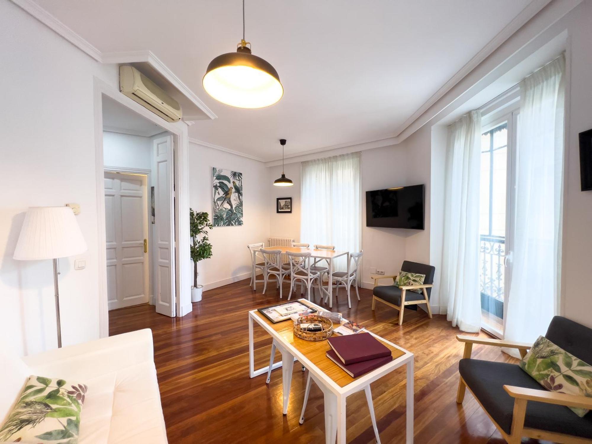 Callao Suites Мадрид Экстерьер фото